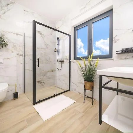 With Rooftop Pool Quercus * Vodice