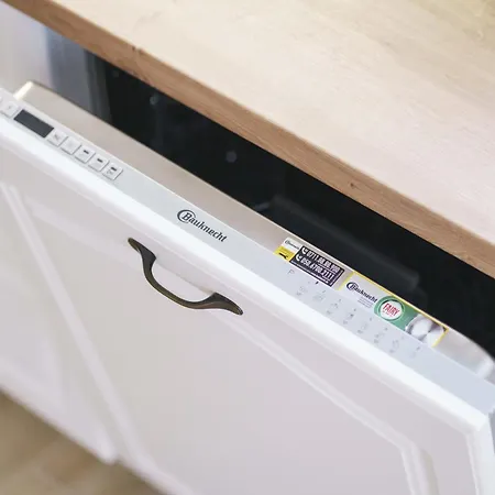 Βίλα With Rooftop Pool Quercus Βόντιτσε