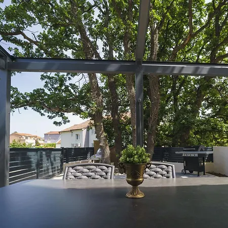 Villa With Rooftop Pool Quercus Vodice