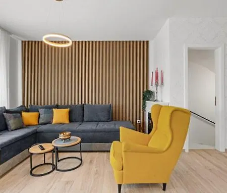 With Rooftop Pool Quercus