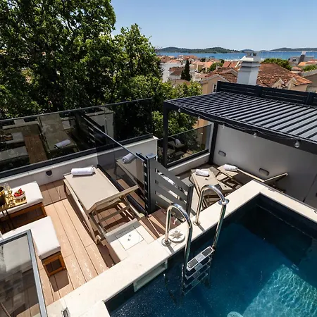 With Rooftop Pool Quercus Vodice