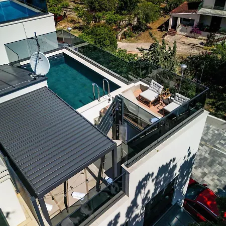 With Rooftop Pool Quercus Villa Vodice