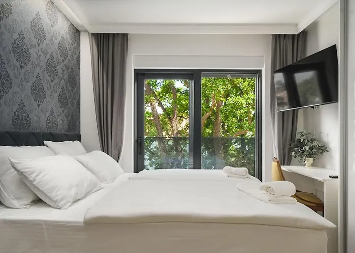 With Rooftop Pool Quercus Vodice