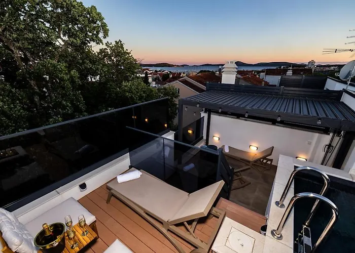 With Rooftop Pool Quercus Villa Vodice